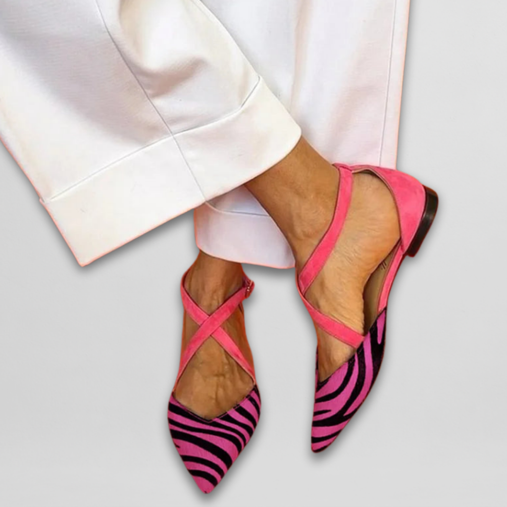 Freja™ | Spidse ballerinaer med zebra-print og krydsremme