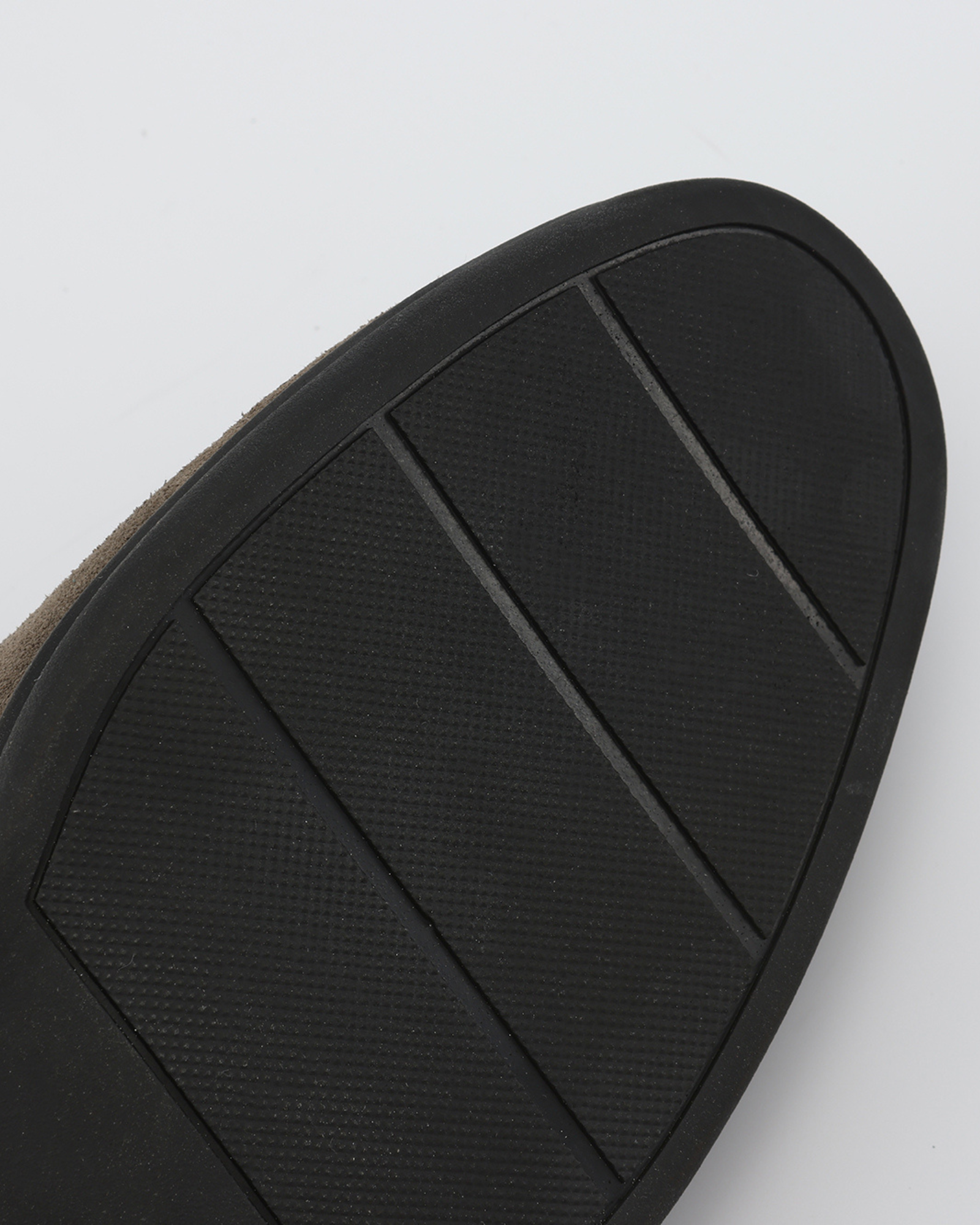 Oliver™ | Ruskindsloafers med sort sål